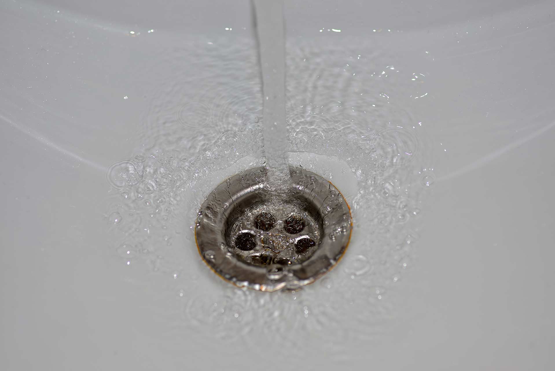 A2B Drains provides services to unblock blocked sinks and drains for properties in Caernarfon.